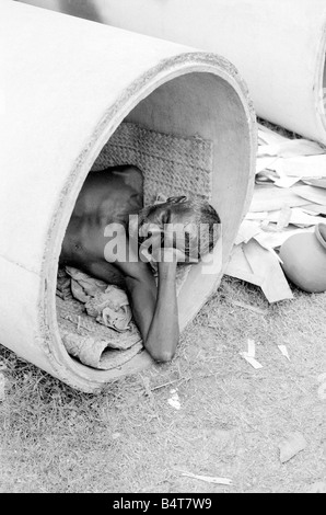 Pakistanische Kriegsszenen in Calcutta Dezember 1971 20 12 1971 DM71 11795 Daily Mirror Piper alegriaproductions260706 Stockfoto