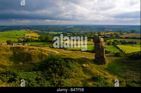 Blick auf die Landschaft von Derbyshire von Alport Höhen in der Nähe von Wirksworth in den Peak District England UK Stockfoto