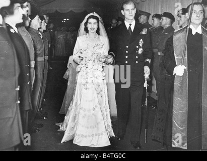 Prinzessin Elizabeth Königin Elizabeth II. heiratet den Duke of Edinburgh 20. November 1947 das Paar gesehen sind Westminster Abbey verlassen, nach der Zeremonie Stockfoto
