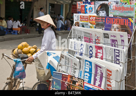 Hawker-Hanoi-Vietnam Stockfoto