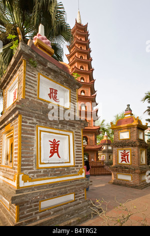 Tran Quoc Pagode West Lake Hanoi Vietnam Stockfoto