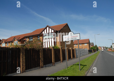 Ein Schild am Eingang zum Stadtteil Croxteth Park von Liverpool. Stockfoto