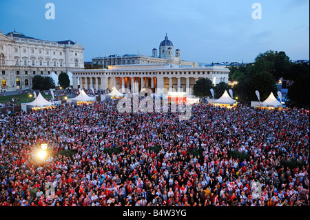 Wien UEFA Euro 2008, Heldenplatz, Hofburg, Fan-Zone Stockfoto