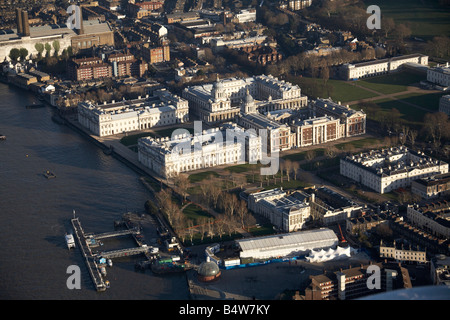 Luftbild-Süd östlich von Greenwich Royal Palast Trinity Schule von Musik Greenwich Pier Fluss Themse Cutty Sark London SE10 Engl Stockfoto