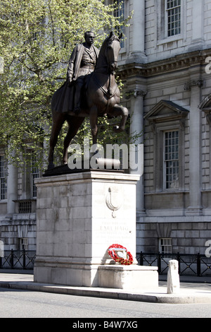 Statue von Feld Marschall Haig Commander in Chief des britischen Expeditionskorps BEF Weltkrieg Whitehall Westminster SW1 Lo Stockfoto