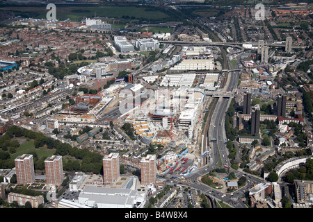 Luftbild, Nord-westlich von Westfield White City Entwicklung Bau Website West Cross Strecke s Hochhäusern Londo Häuser Stockfoto