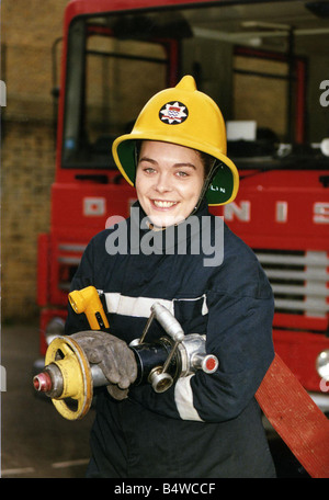 Samantha Beckinsale Actress Stars wie Kate Stevens im Fernsehen Programm Londons brennen und Tochter des verstorbenen Richard Beckinsale Actors Stockfoto