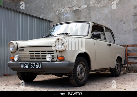 Ein Trabant oder "Trabi", das Auto in der ehemaligen DDR gemacht. Stockfoto
