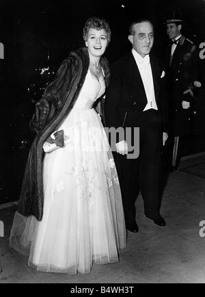 Shelley Winters Schauspielerin bei Film-Premiere Stockfoto