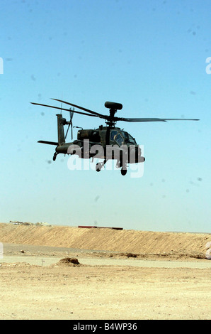 Held Apache Kampfhubschrauber in der Provinz Helmand im Süden Afghanistans &#13; &#10; Juni 2006 Stockfoto