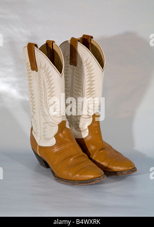 Ein paar bestickte High heels hoch gekrönt western Cowboy-Stiefel made in Mexiko Stockfoto