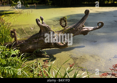 Baum Skulptur Syon Park Gardens London England UK Stockfoto