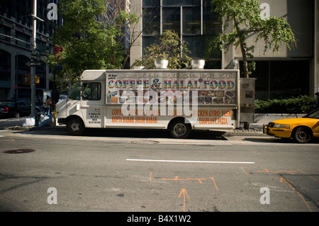 Imbisswagen-Anbieter auf der Madison Avenue in New York am Donnerstag Octiber 9 2008 Richard B Levine Stockfoto