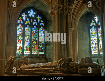 High dynamic range (HDR) image of the crypt of former US President Woodrow Wilson in Bethlehem Chapel, Washington Natl Cathedral Stockfoto