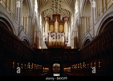 Innenraum der Kathedrale von Norwich, Norfolk, Großbritannien Stockfoto