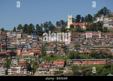 Eine Ansicht von Simla (Shimla), ein Hügel-Station im Norden Indiens vom High Court mit Christ Church bilden den Fokus Stockfoto