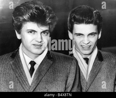 Die Everly Brothers Phil Everly ist auf der linken Seite und Don Everly auf der rechten Seite Stockfoto