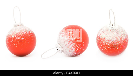 Drei Ansichten einer Weihnachtskugel isoliert auf weiss Stockfoto
