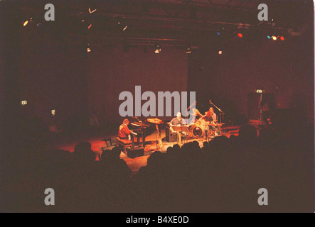 Superstar Sting spielt ein Konzert in Newcastle College-Studenten und danach Dan Jazz und Tim Scott-chats Stockfoto