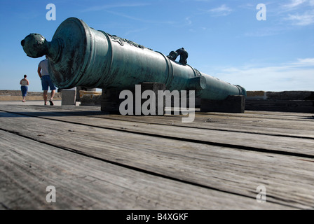 18. Jahrhundert bronze Spanisch Kanone auf Castillo de San Marcos St. Augustine Florida Stockfoto