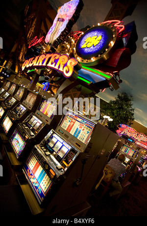 Spielautomaten im Casino, Las Vegas, Nevada, USA Stockfoto