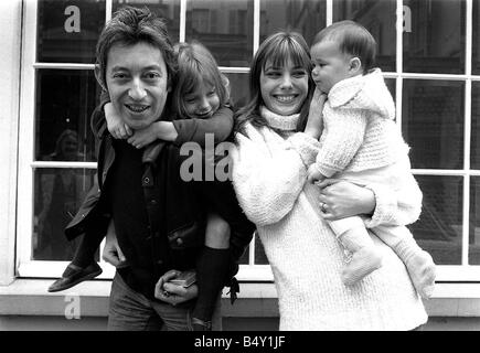 Jane Birkin und Serge Gainsbourg Mai 1972 bei ihrem Paris-Luxus-Haus Stockfoto