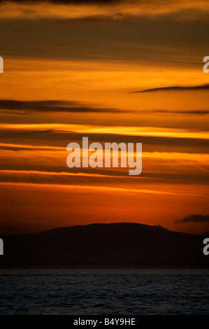 Sonnenuntergang über der Halbinsel Fanad der Grafschaft Donegal Irland von Portstewart Grafschaft Londonderry Irland gesehen Stockfoto