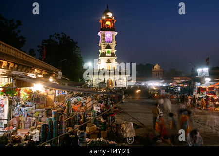 Sadar Markt und Clock tower in der Nacht, Jodhpur, Rajasthan, Indien Stockfoto