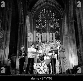 Die Bee Gees Pop Gruppe in Kirche 20 12 1967 Stockfoto