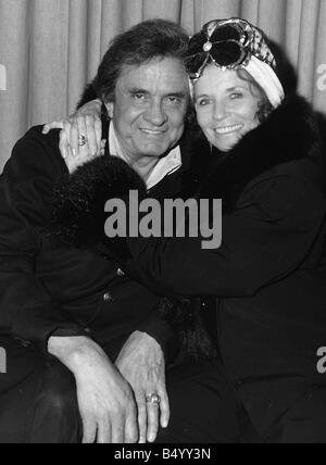 Johnny Cash-Sänger mit Frau June Carter in London 1988 Stockfoto