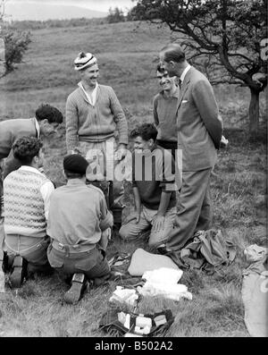 Der Duke of Edinburgh besucht der Region Fortschritte seiner Award-Regelung für junge Menschen in der Region beobachtet er 15 Displays von Tyneside Kadett Einheiten jungen Clubs Mitglieder und Schule Puipls reiste er auch Rothbury Blyth und Thropton, junge Leute zu treffen Stockfoto