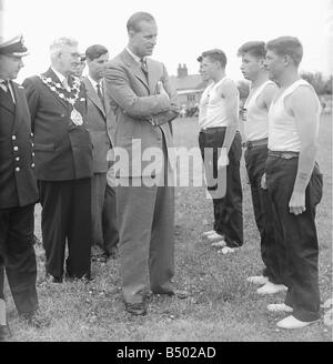 Der Duke of Edinburgh besucht der Region Fortschritte seiner Award-Regelung für junge Menschen in der Region beobachtet er 15 Displays von Tyneside Kadett Einheiten jungen Clubs Mitglieder und Schule Puipls reiste er auch Rothbury Blyth und Thropton, junge Leute zu treffen Stockfoto