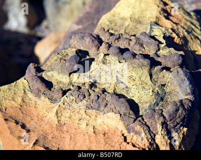 Der verbrannte Berg Rock Nahaufnahme in Twyfelfontein Damaraland Namibia Stockfoto