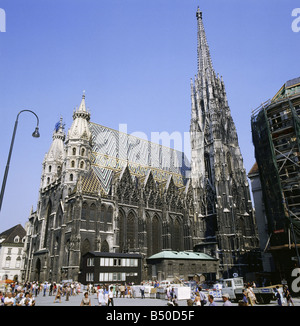 Geographie/Reisen, Österreich, Wien, Kirchen, St. Stephen's Cathedral, Außenansicht, 1980er Jahre, Additional-Rights - Clearance-Info - Not-Available Stockfoto