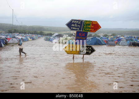 Fancy Dress Festival-Gänger Bestival Musik Festival Isle Of Wight 2008 Stockfoto