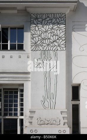 Wien, Sezession, Ausstellungsgebäude von Joseph Maria Olbrich 1897-1898, Detail, Blumen, Ranken Stockfoto