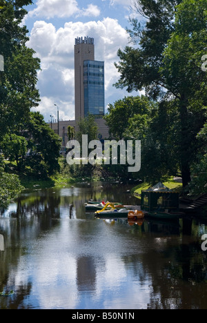 Ein Uhrenturm der Riga Central Station Stockfoto