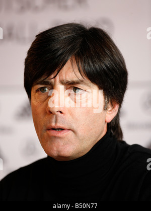 Ein Kopfschuss German Soccer Team Bundestrainer Joachim Löw Stockfoto