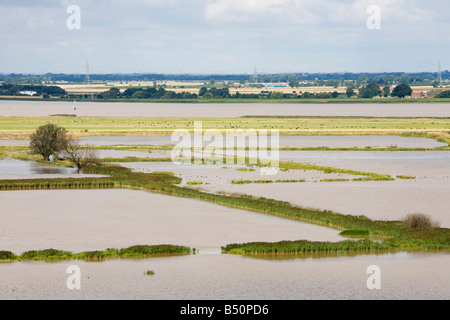 Exerzitien in Alkborough an der Mündung der Humber, den Druck vor der Küste von steigenden Meeresspiegel nehmen verwaltet Stockfoto