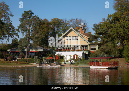 Das Chalet des Iles Restaurant Lac Inférieur Bois de Boulogne-Paris Frankreich Stockfoto