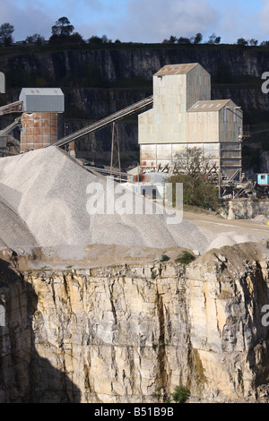 Gewinnung von Tarmac Dene Steinbruch, Cromford, Derbyshire, England, Großbritannien Stockfoto