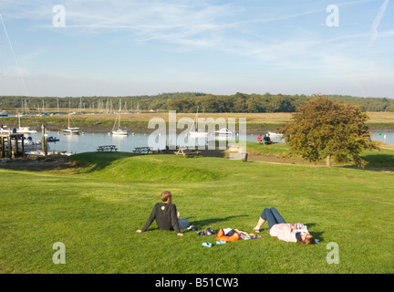 Paar erholsame Beaulieu New Forest Hampshire UK Stockfoto