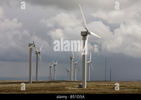 Windkraftanlagen in Ovenden Moor in der Nähe von Halifax, West Yorkshire Stockfoto