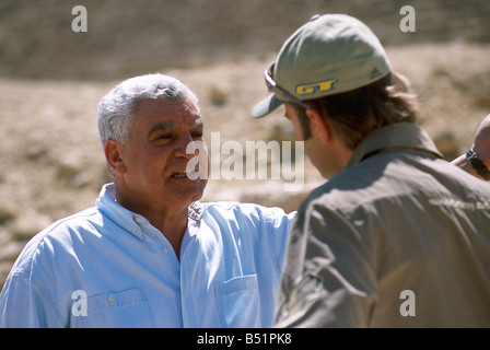 World Champion Mountainbiker, Hans Rey, Interviews mit Dr. Zahi Hawass, der Regisseur von dem Plateau von Gizeh in Kairo, Ägypten Stockfoto