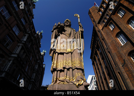 Statue von St. Ansgar in Hamburg Stockfoto