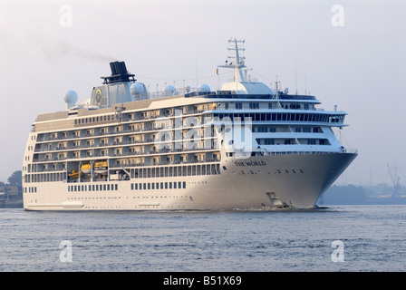 Kreuzfahrtschiff der Welt Stockfoto