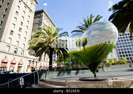 Herzen in San Francisco Kunst-Installation in Union Square Stockfoto