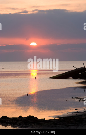 Sonnenuntergang über der Mündung in Silverdale, Lancashire. Wattenmeer. Stockfoto