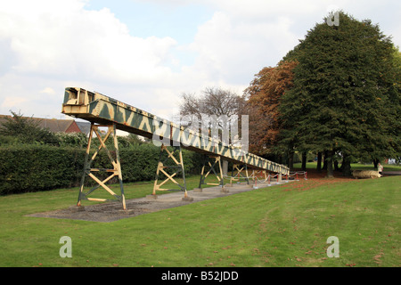 Ein kurzer Abschnitt einer V1 startet Rampe im Imperial War Museum im RAF Duxford, Cambridgeshire, England. Stockfoto