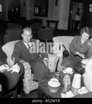 Film-Schauspieler Alan Ladd und Frau Sue und Familie. September 1952 C4483-002 Stockfoto